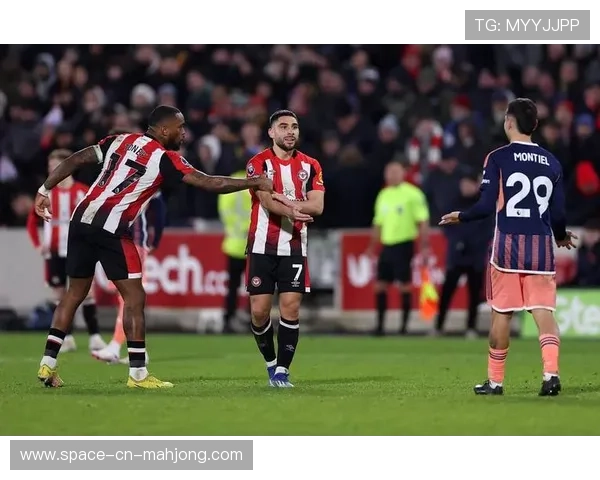 布伦特福德开场闪电进球,创本季英超最快进球纪录 布伦特福德开场闪电进球,创本季英超最快进球纪录